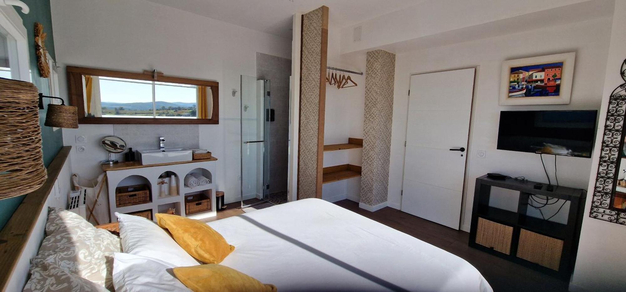Reve D'Escapade Chambre Avec Vue Sublime Sur Les Cevennes Ardechoises Barjac  Exteriör bild